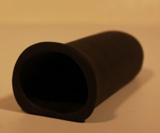 Грот-укрытие керамическое 13.7*5.3*4.4 см (черный) (TW1402B)
